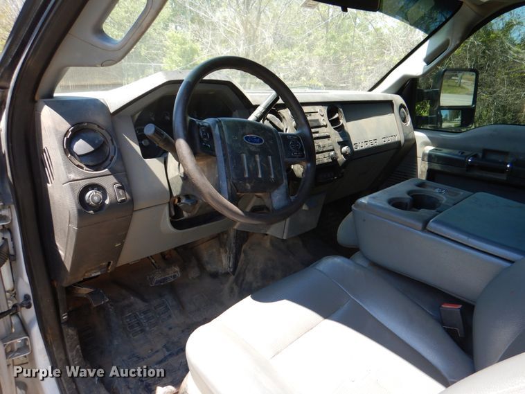 image for item DK5584 2014 Ford F450 Super Duty XL  Crew Cab flatbed truck