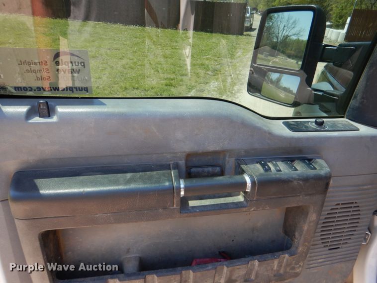 image for item DK5584 2014 Ford F450 Super Duty XL  Crew Cab flatbed truck