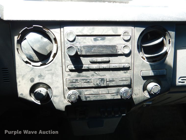 image for item DK5584 2014 Ford F450 Super Duty XL  Crew Cab flatbed truck