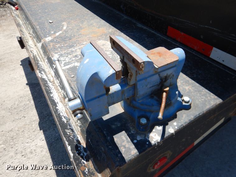 image for item DK5584 2014 Ford F450 Super Duty XL  Crew Cab flatbed truck