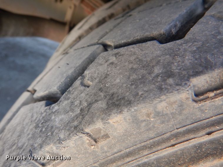 image for item DK5584 2014 Ford F450 Super Duty XL  Crew Cab flatbed truck