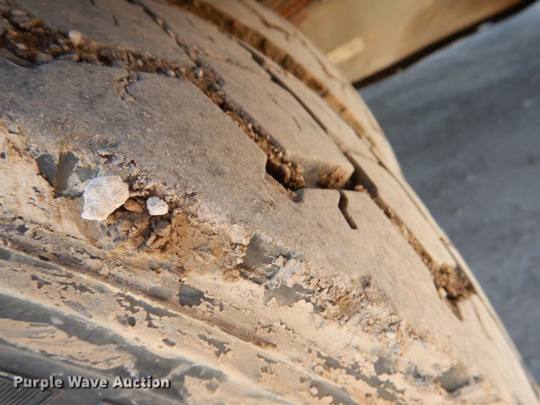 image for item DK5584 2014 Ford F450 Super Duty XL  Crew Cab flatbed truck