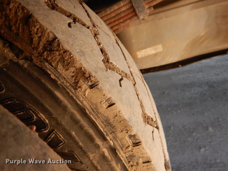 image for item DK5584 2014 Ford F450 Super Duty XL  Crew Cab flatbed truck