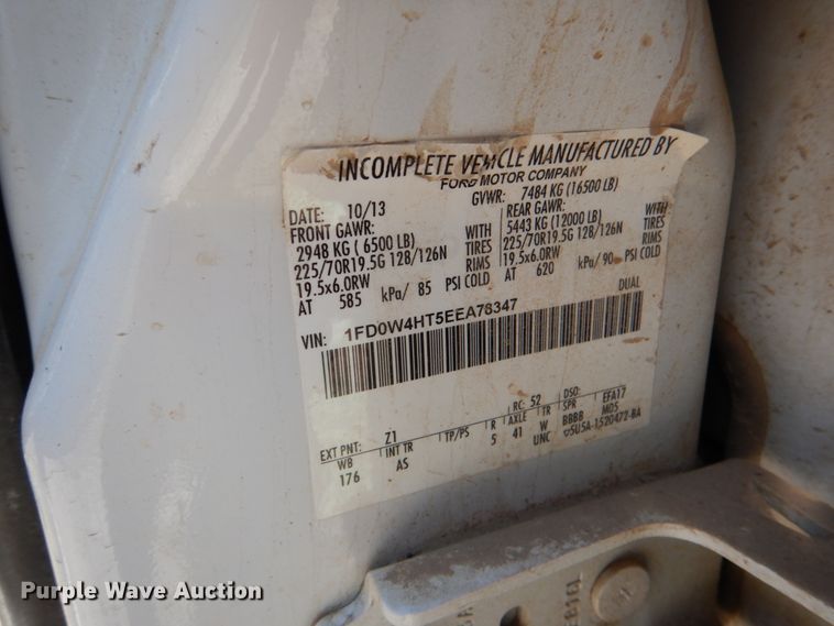 image for item DK5584 2014 Ford F450 Super Duty XL  Crew Cab flatbed truck