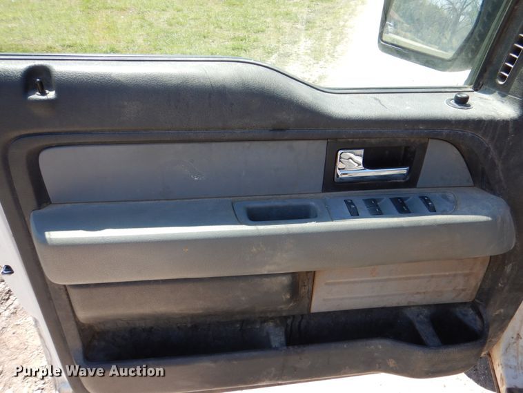 image for item DK5606 2014 Ford F150 XL  SuperCab pickup truck