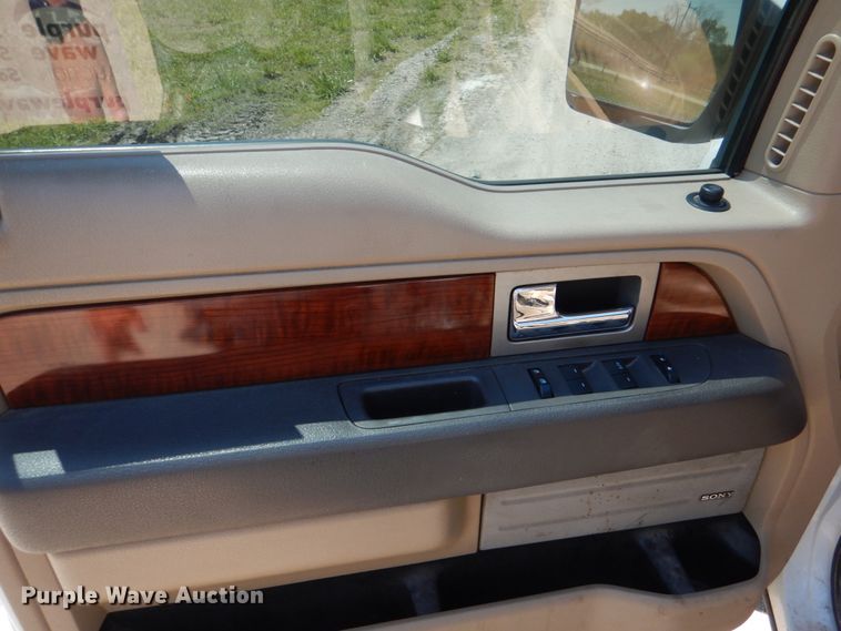 image for item DK5607 2010 Ford F150 Lariat  SuperCrew pickup truck