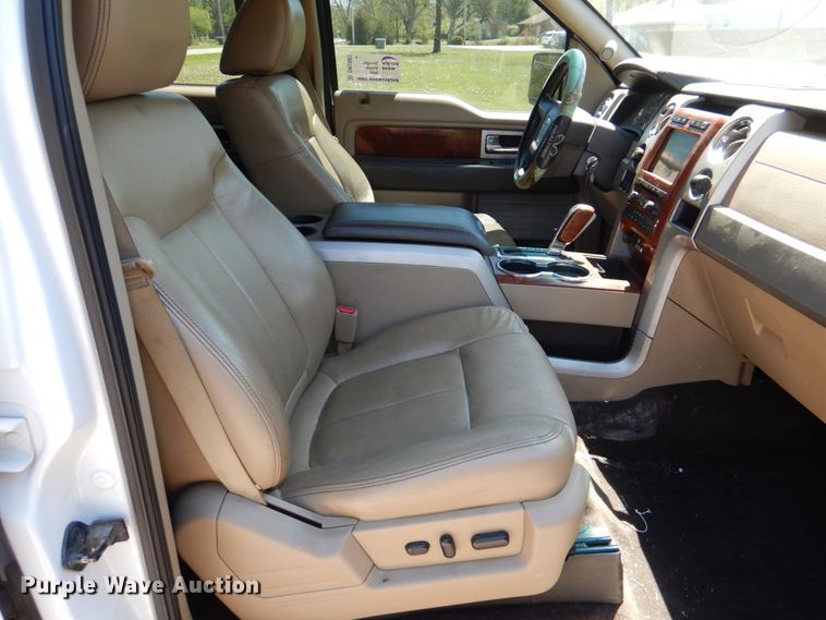 image for item DK5607 2010 Ford F150 Lariat  SuperCrew pickup truck