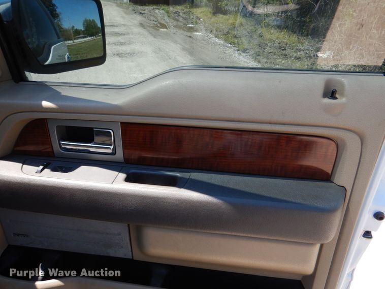 image for item DK5607 2010 Ford F150 Lariat  SuperCrew pickup truck