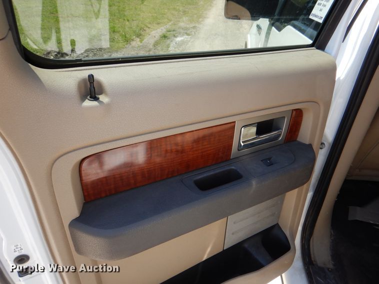 image for item DK5607 2010 Ford F150 Lariat  SuperCrew pickup truck