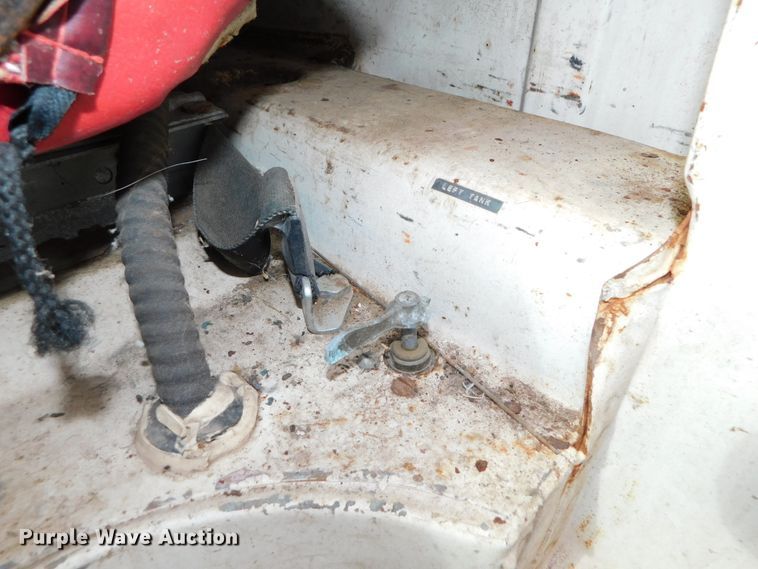 image for item DK8522 1966 Ford 600  flatbed truck