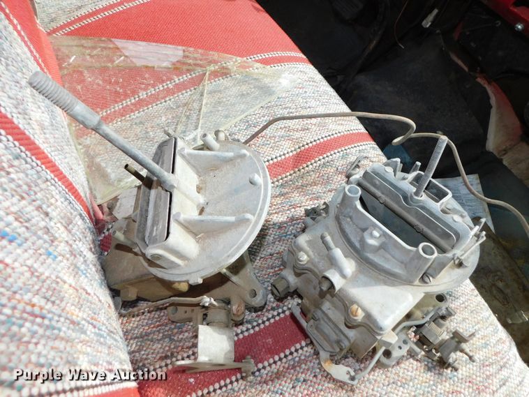 image for item DK8522 1966 Ford 600  flatbed truck