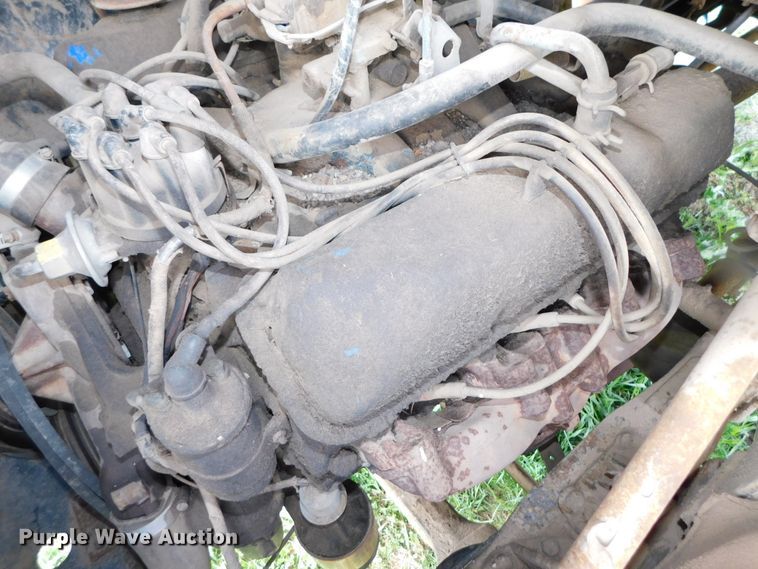 image for item DK8522 1966 Ford 600  flatbed truck