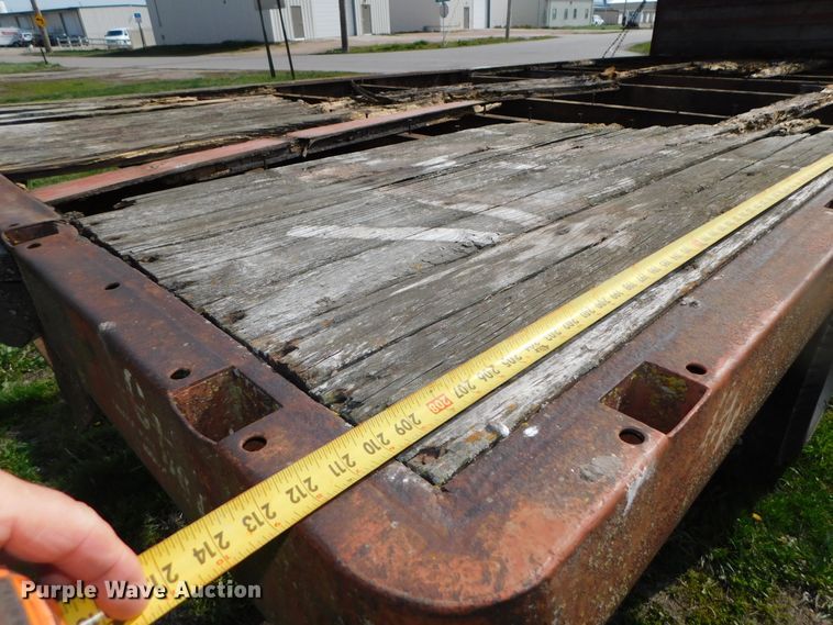 image for item DK8522 1966 Ford 600  flatbed truck