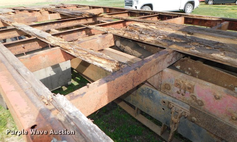 image for item DK8522 1966 Ford 600  flatbed truck