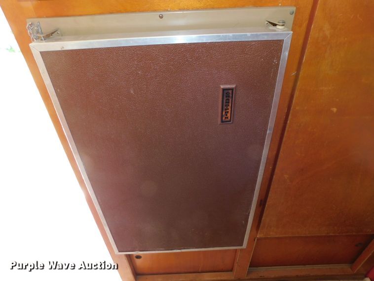 image for item DK8527 1960 Victor  camper