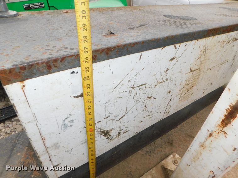 image for item DK8530 2002 ETI  bucket truck bed