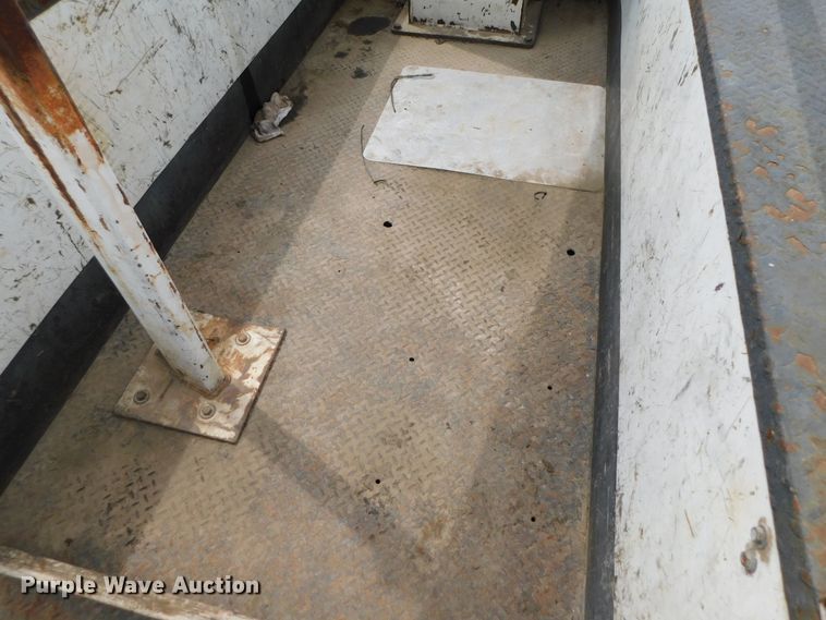 image for item DK8530 2002 ETI  bucket truck bed