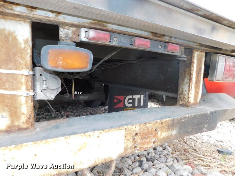 image for item DK8530 2002 ETI  bucket truck bed