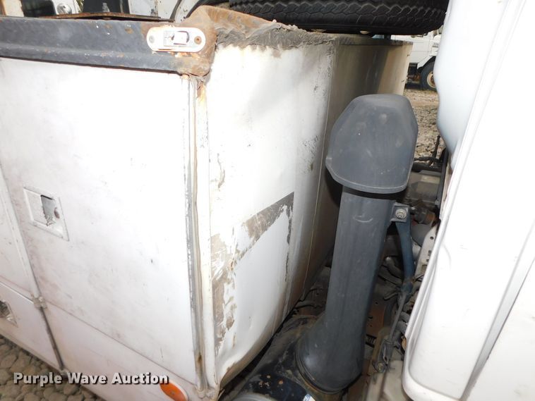 image for item DK8530 2002 ETI  bucket truck bed