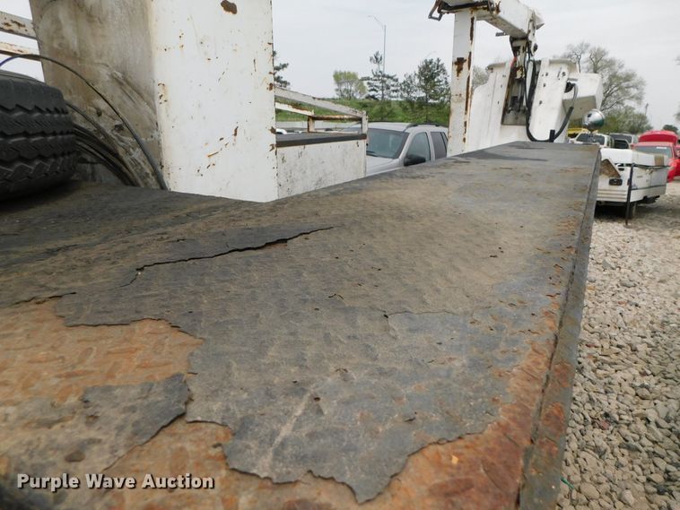 image for item DK8530 2002 ETI  bucket truck bed