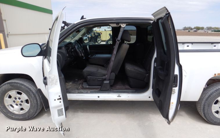 image for item DL2917 2012 Chevrolet Silverado 1500  Ext. Cab pickup truck
