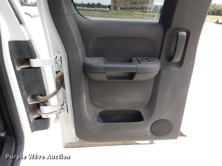 image for item DL2917 2012 Chevrolet Silverado 1500  Ext. Cab pickup truck