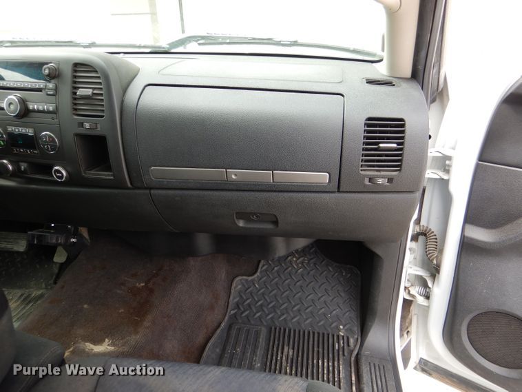 image for item DL2917 2012 Chevrolet Silverado 1500  Ext. Cab pickup truck