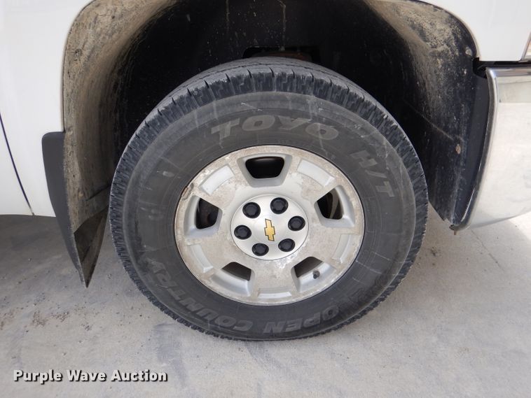 image for item DL2917 2012 Chevrolet Silverado 1500  Ext. Cab pickup truck