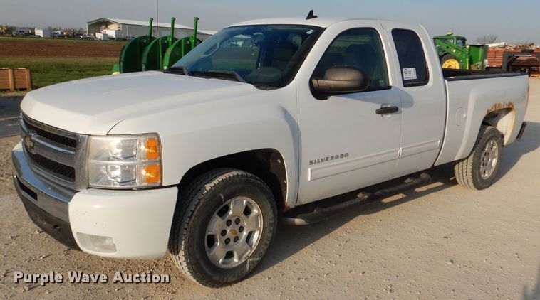 image for item DL2923 2011 Chevrolet 1500  Ext. Cab pickup truck