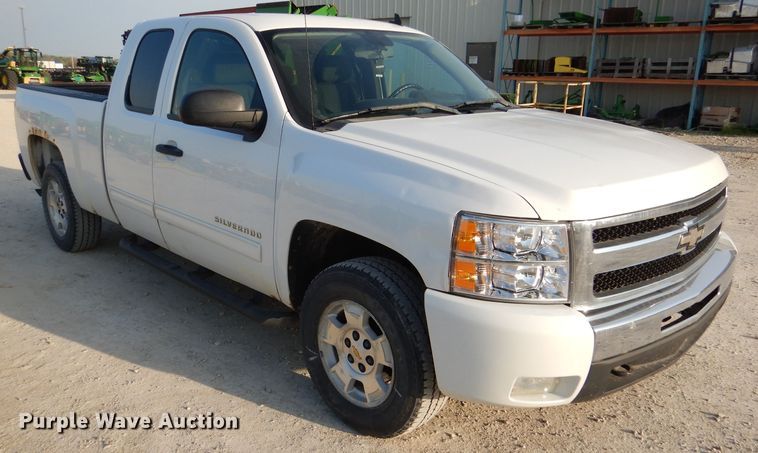 image for item DL2923 2011 Chevrolet 1500  Ext. Cab pickup truck