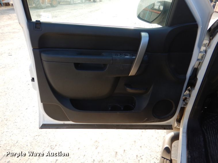 image for item DL2923 2011 Chevrolet 1500  Ext. Cab pickup truck