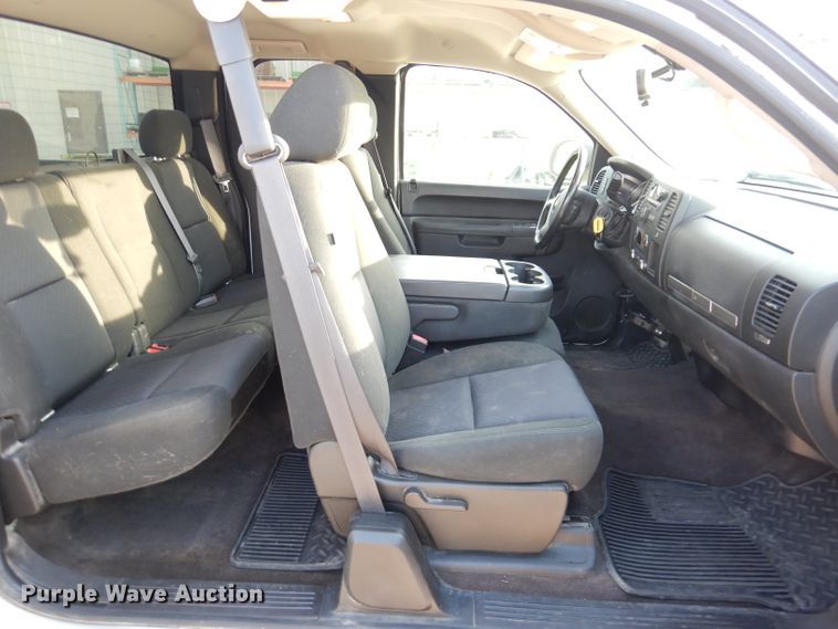 image for item DL2923 2011 Chevrolet 1500  Ext. Cab pickup truck