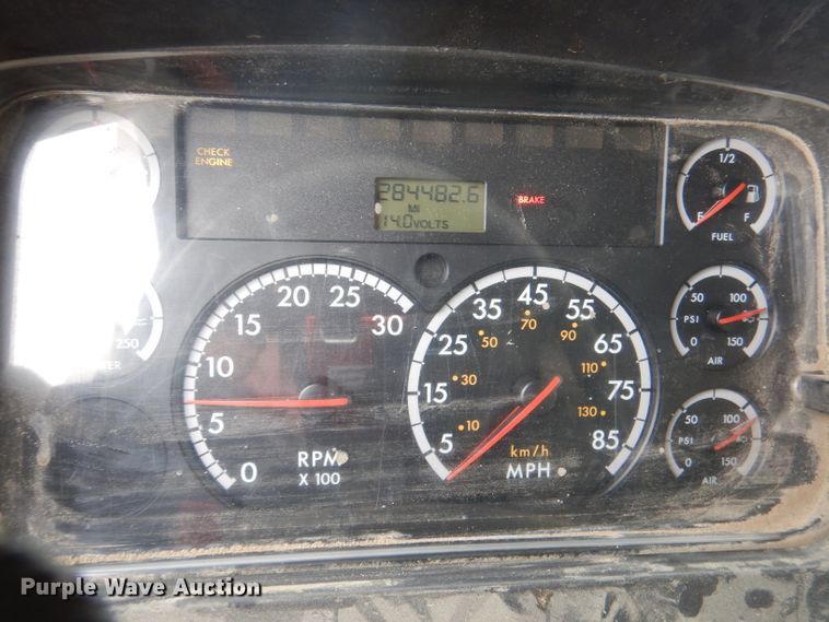 image for item DL2924 2006 Freightliner Business Class M2  utility / service truck