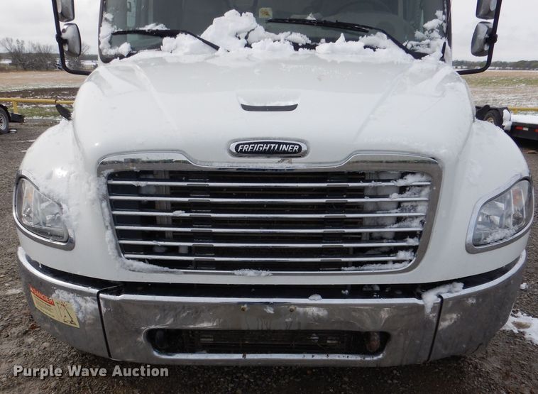 image for item DL2924 2006 Freightliner Business Class M2  utility / service truck