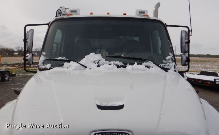 image for item DL2924 2006 Freightliner Business Class M2  utility / service truck