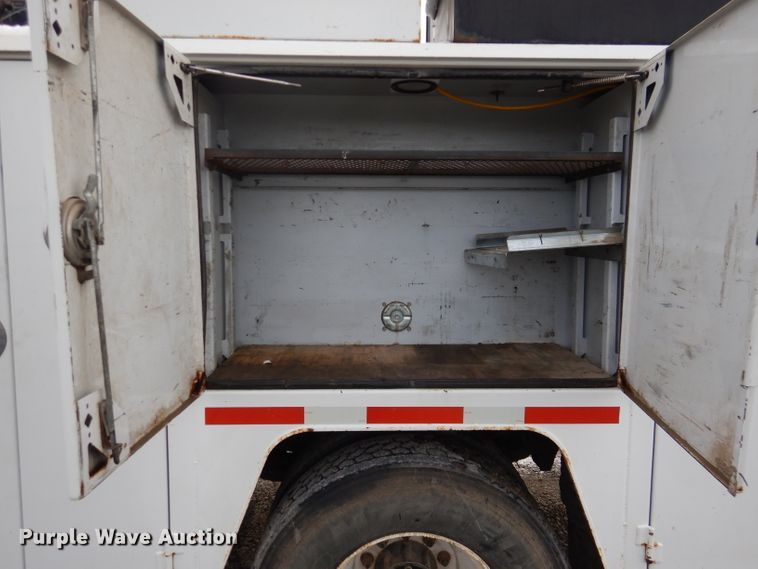 image for item DL2924 2006 Freightliner Business Class M2  utility / service truck