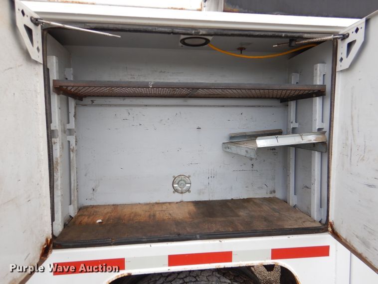 image for item DL2924 2006 Freightliner Business Class M2  utility / service truck