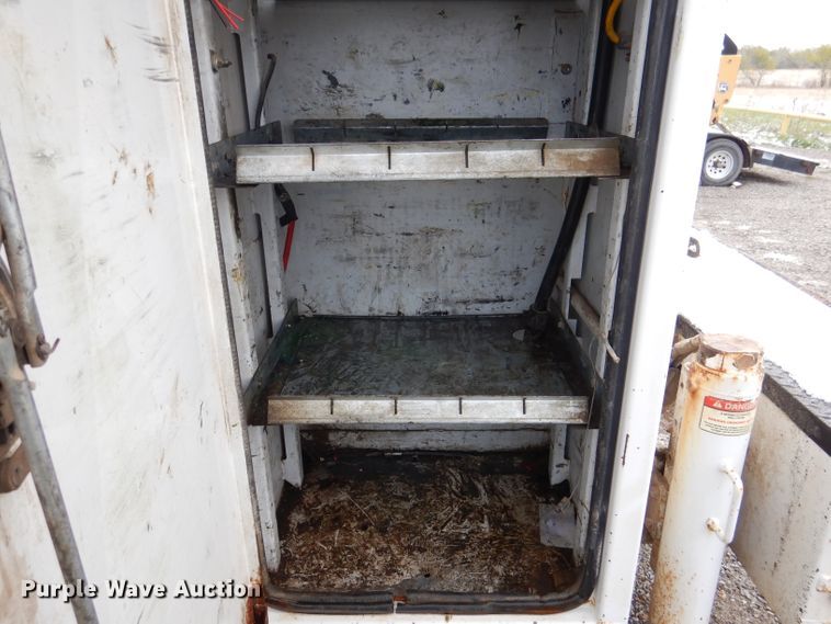 image for item DL2924 2006 Freightliner Business Class M2  utility / service truck