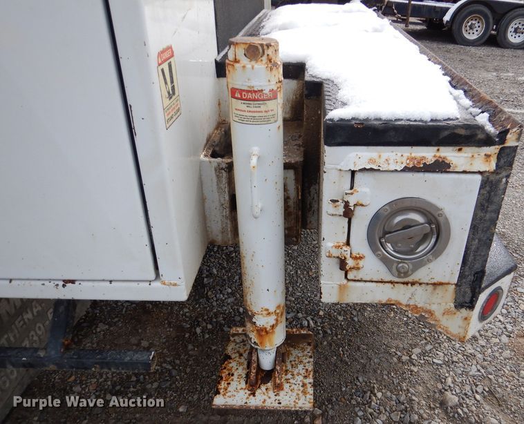 image for item DL2924 2006 Freightliner Business Class M2  utility / service truck