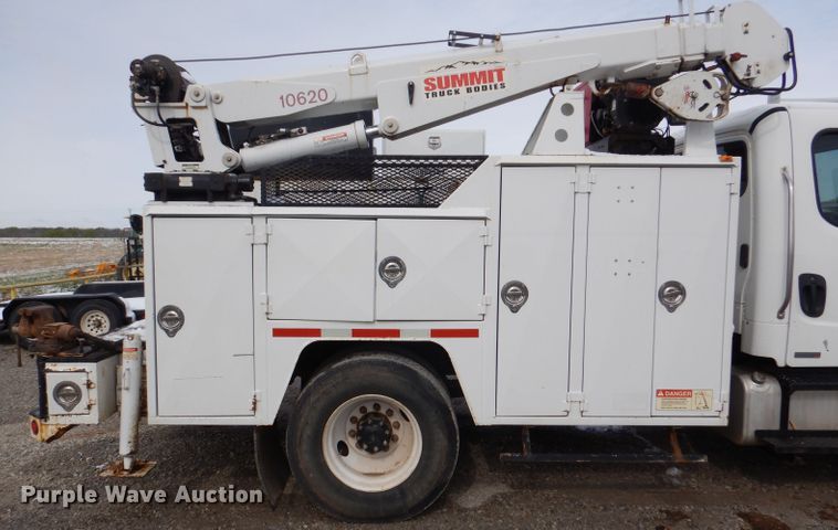 image for item DL2924 2006 Freightliner Business Class M2  utility / service truck