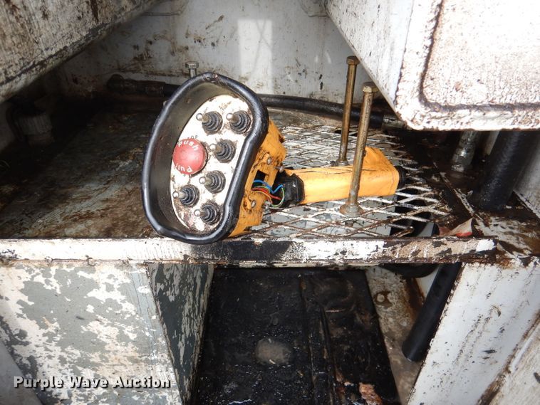 image for item DL2924 2006 Freightliner Business Class M2  utility / service truck