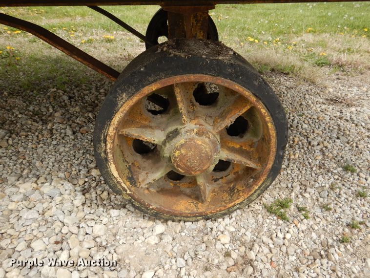 image for item DL2928 (2) carts