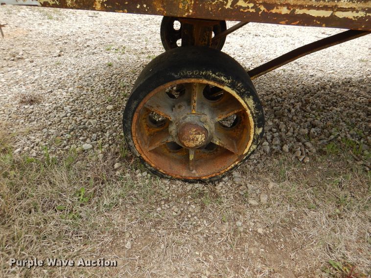 image for item DL2928 (2) carts