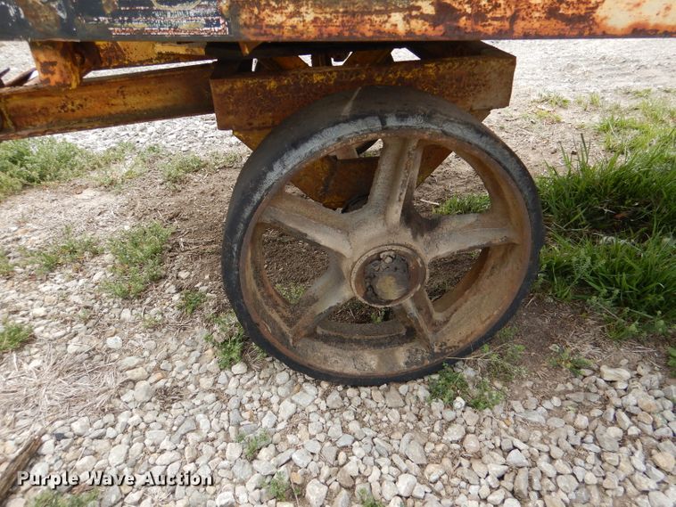 image for item DL2928 (2) carts