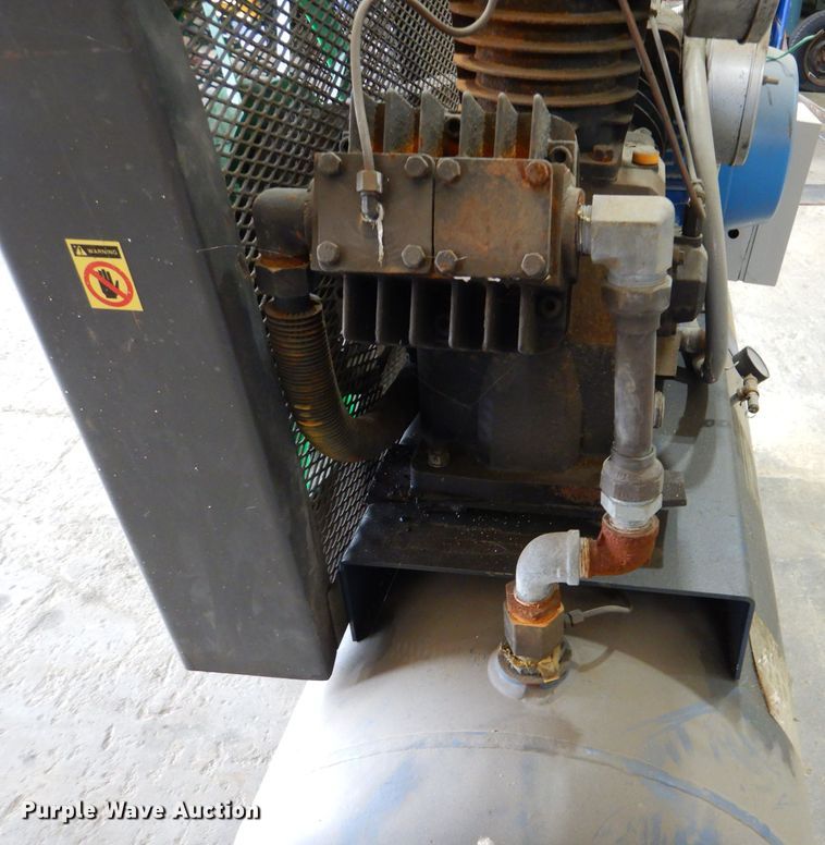 image for item DL2935 Eaton  air compressor