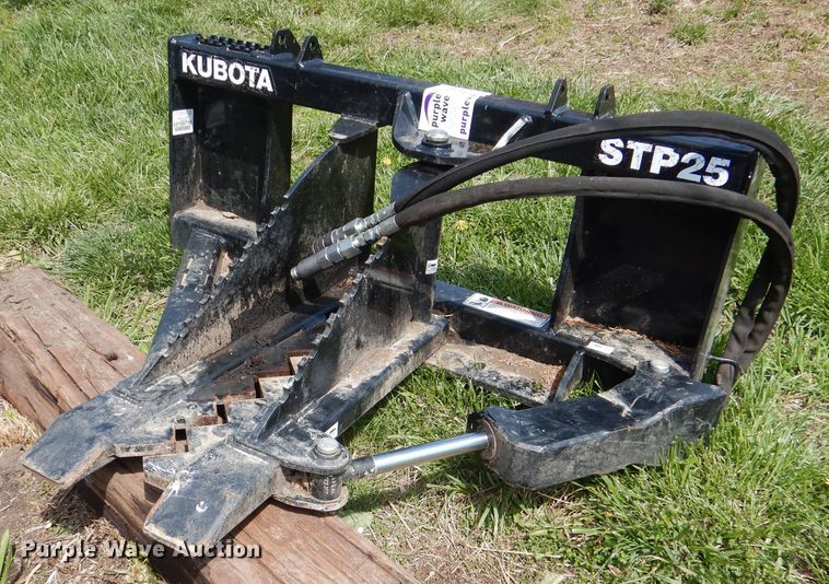 Kubota STP25 skid steer tree puller in Harveyville, KS Item DL2956