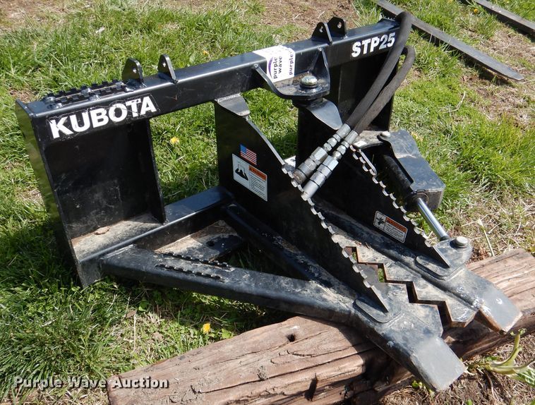 Kubota STP25 skid steer tree puller in Harveyville, KS Item DL2956