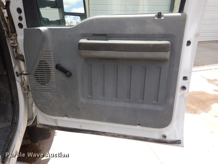 image for item DL2963 2012 Ford F450 Super Duty  truck cab and chassis
