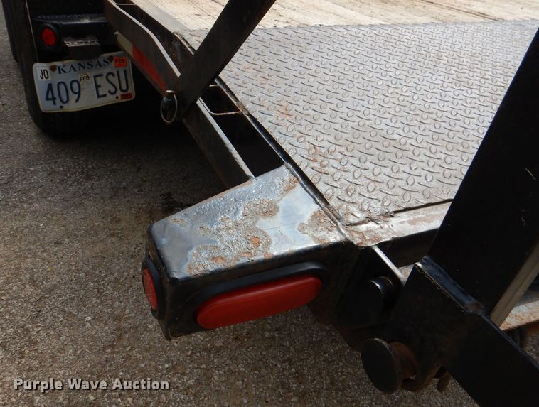 image for item DL2991 2012 Lamar  equipment trailer