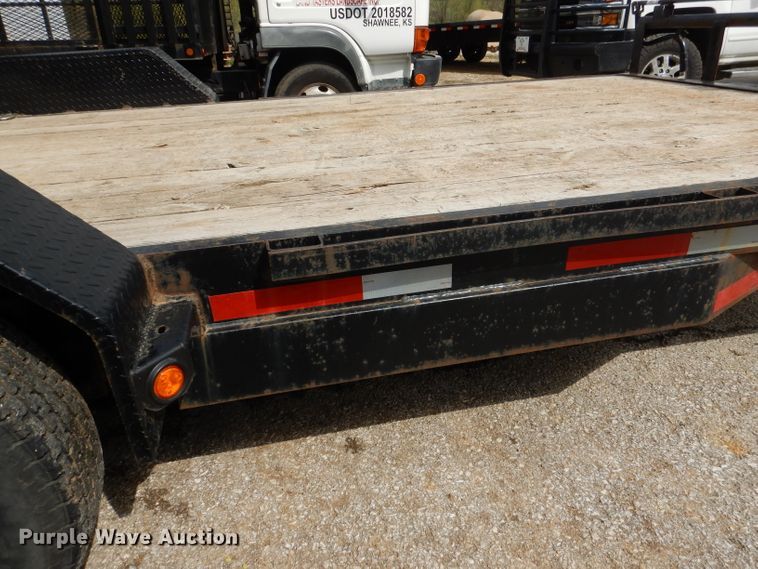 image for item DL2991 2012 Lamar  equipment trailer